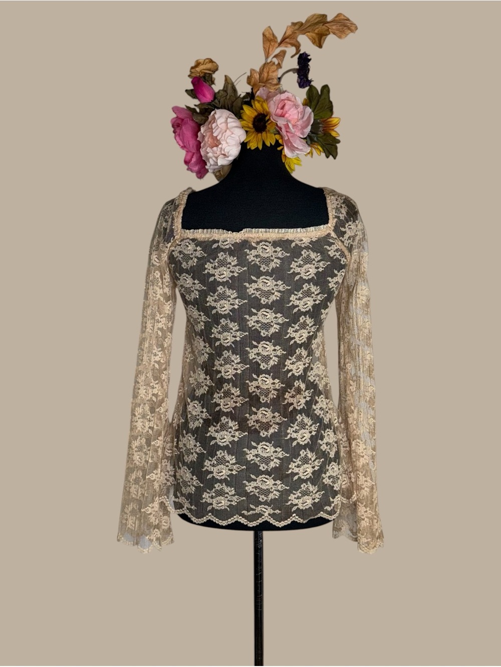 Arden B sheer floral lace flyaway top - Picture 14 of 16